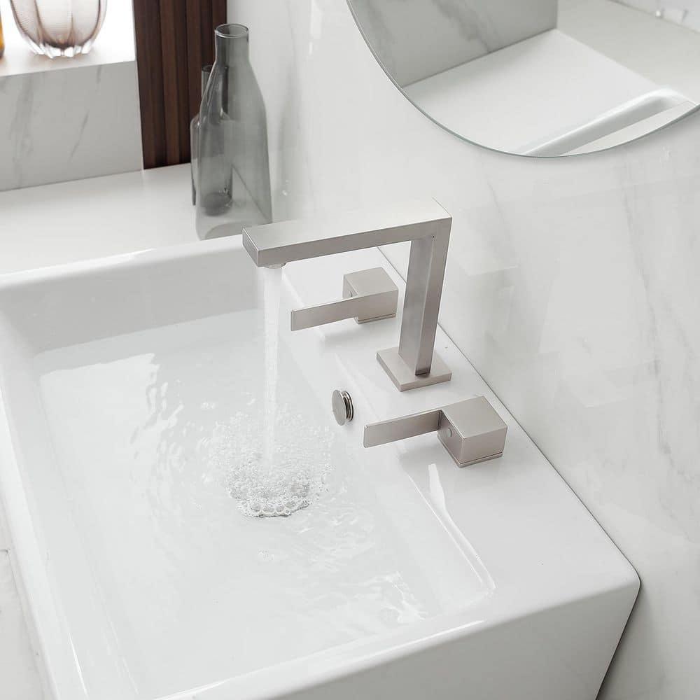 Widespread Single-handle Bathroom Faucet with Drain Assembly