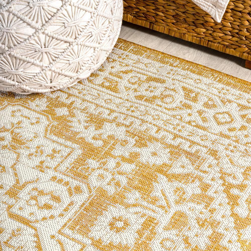 9' x 12' Sinjuri Medallion Textured Weave Indoor/Outdoor Area Rug, Yellow/Cream - JONATHAN Y
