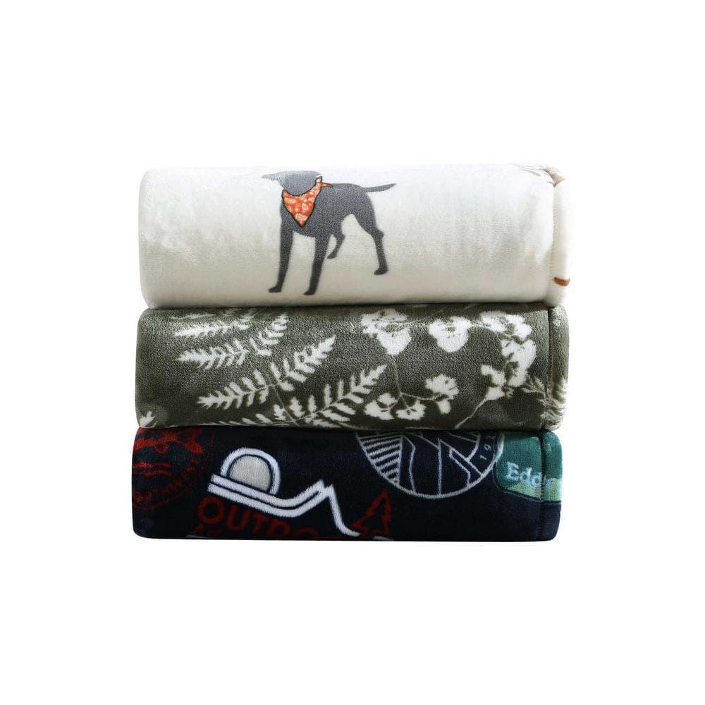 Eddie Bauer Eddie Bauer Printed Ultra Soft Plush Fleece Reversible Blanket