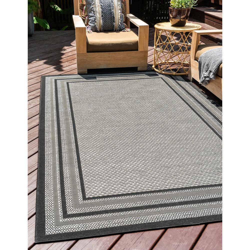 Unique Loom Multi Border Outdoor 5 x 8 (ft) Loomed Polypropylene Gray/Black Rectangular Indoor/Outdoor Geometric Area rug