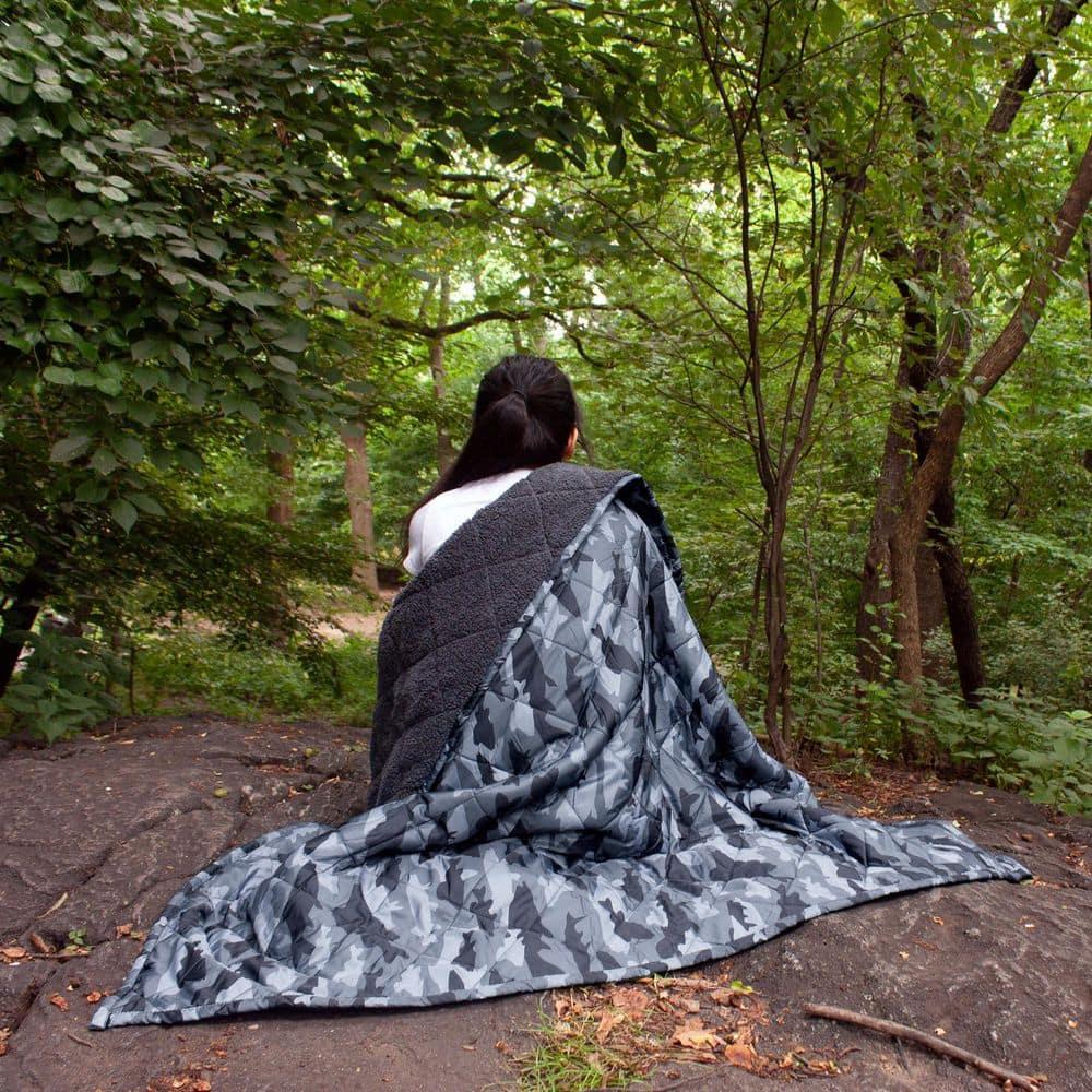 Coleman Coleman Reversible Water Resistant Nylon and Sherpa Diamond Quilted Indoor/Outdoor Throw/Picnic Blanket
