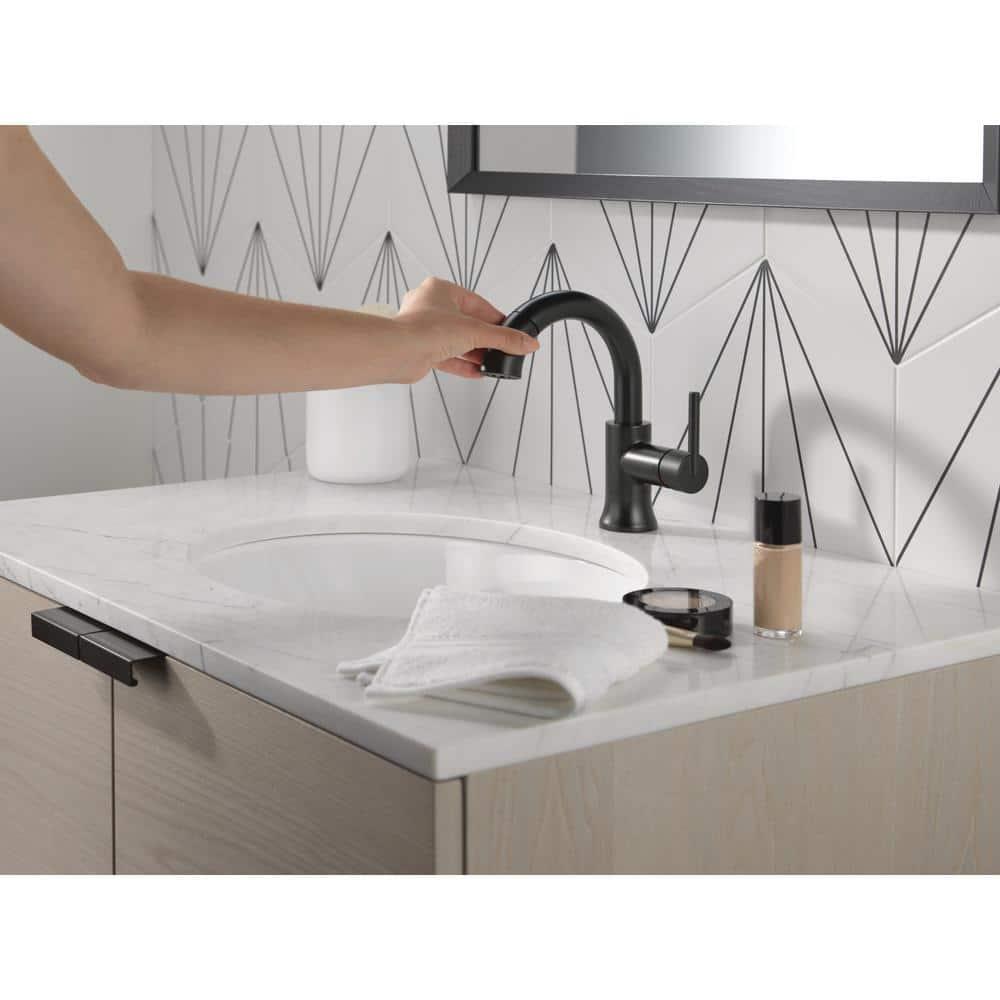 Trinsic Single Hole Pull Out Sprayer Bathroom Faucet, Single Handle Bathroom Sink Faucet