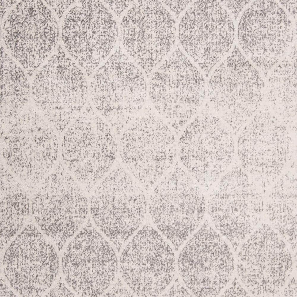 Madison MAD604 Power Loomed Indoor Area Rug - Ivory/Silver - 8'x10' - Safavieh