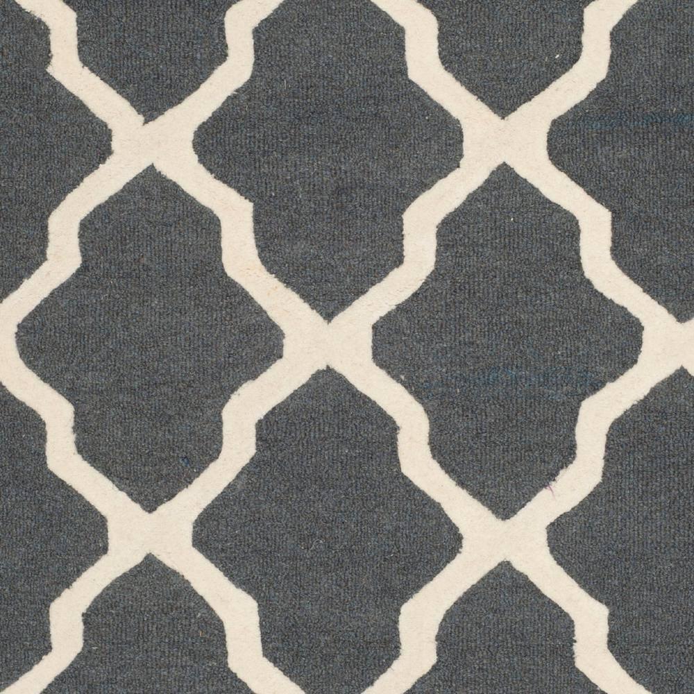 SAFAVIEH Cambridge Liam Geometric Wool Area Rug, Dark Grey/Ivory, 4' x 4' Square