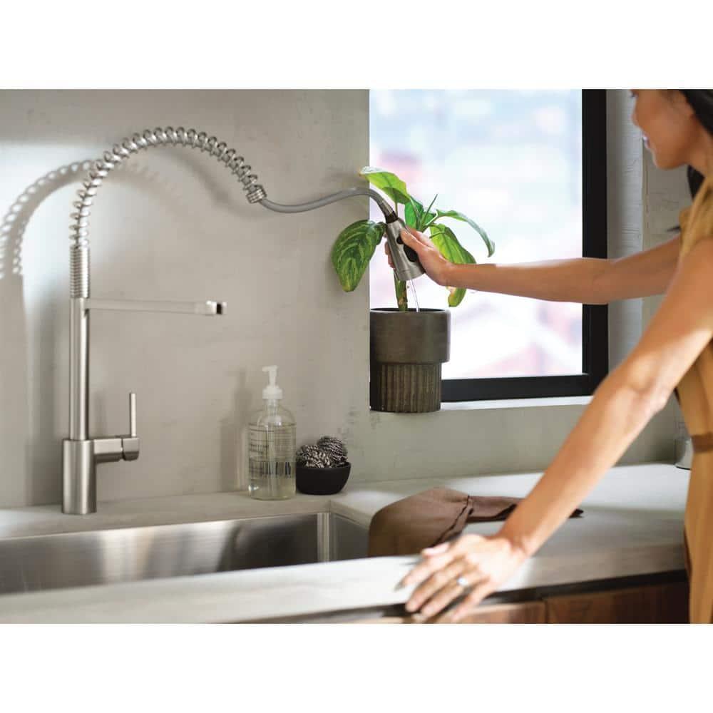 Moen Align Spot Resist Stainless One-Handle Pre-Rinse Spring Pulldown Kitchen Faucet