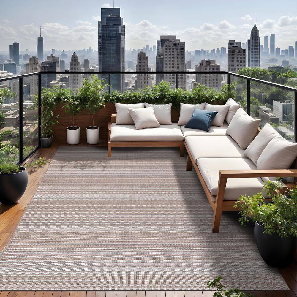 Beverly Rug Outdoor Rugs 5' x 7' Patio, Porch, Garden Beige and White