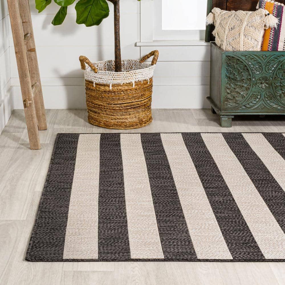 4' x 6' Negril Two-Tone Wide Stripe Indoor/Outdoor Area Rug, Black/Beige - JONATHAN Y