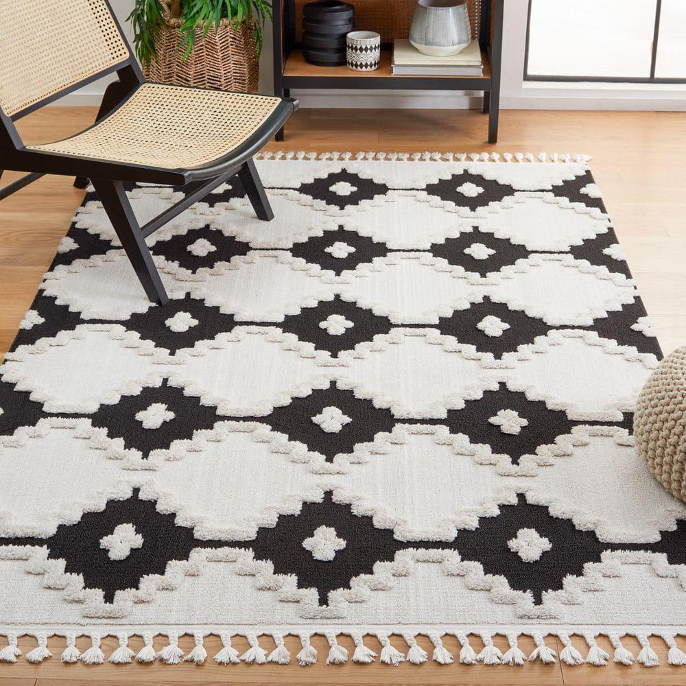 Marrakesh MRK532 Power Loomed Area Rug - Ivory/Anthracite - 5'3"x7'6" - Safavieh.
