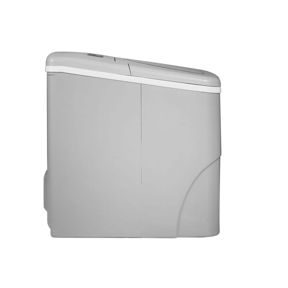 Frigidaire Small Appliances Frigidaire Small Appliances 26 Lb. Daily Production Cube Ice Freestanding Ice Maker