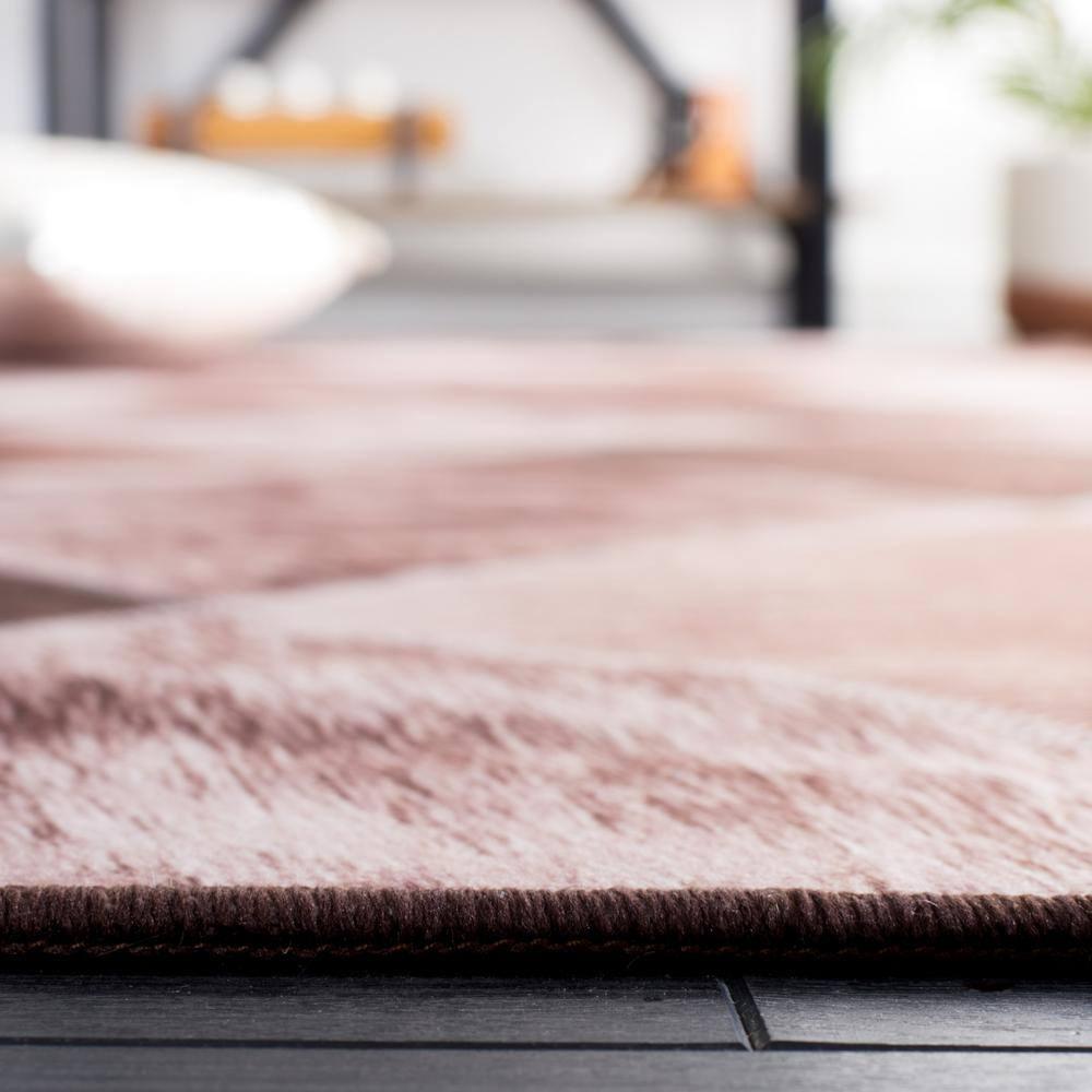 Faux Hide FAH535 Power Loomed Machine Washable Area Rug - Light Brown/Brown - 4'x6' - Safavieh.