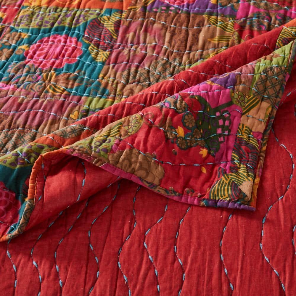 Benjara Lewi 3pc King Quilt Set, Kantha Style Dark Red Floral Cotton Microfiber