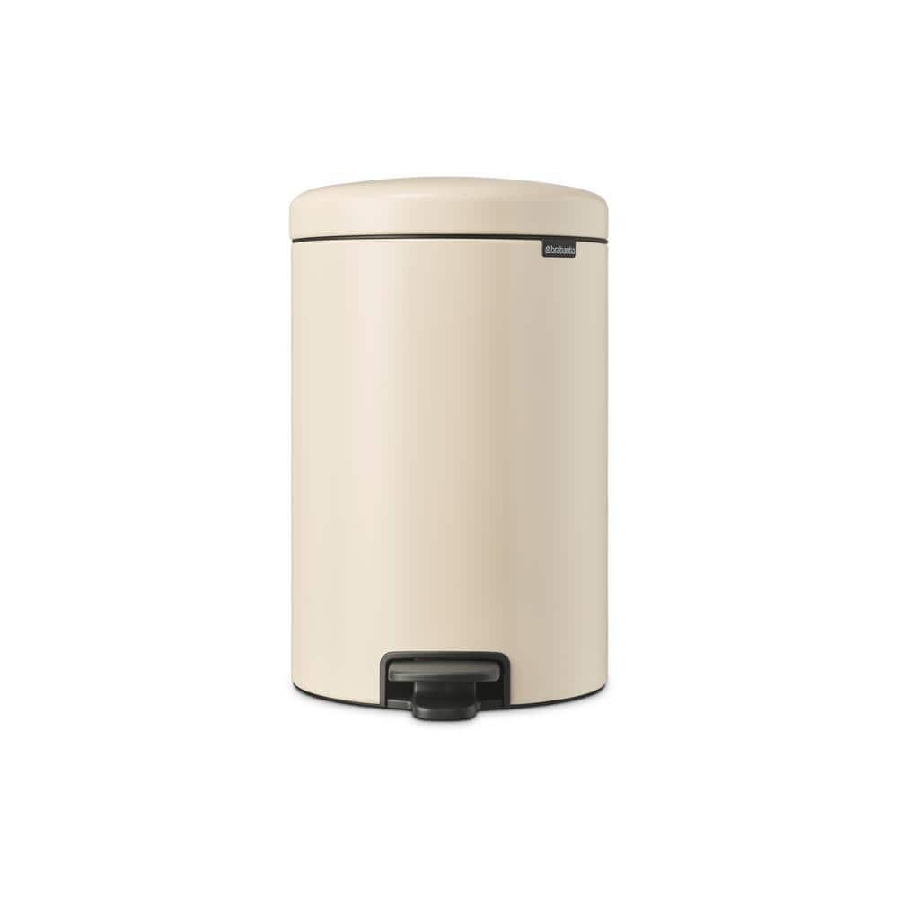 Soft Beige Round Plastic Step-On Kitchen Trash Can, 5.3 Gallons