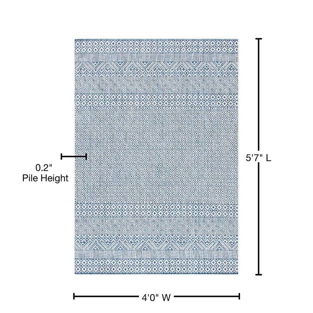 Courtyard CY8235 Power Loomed Indoor and Outdoor Area Rug - Blue/Navy - 4'x5'7" - Safavieh