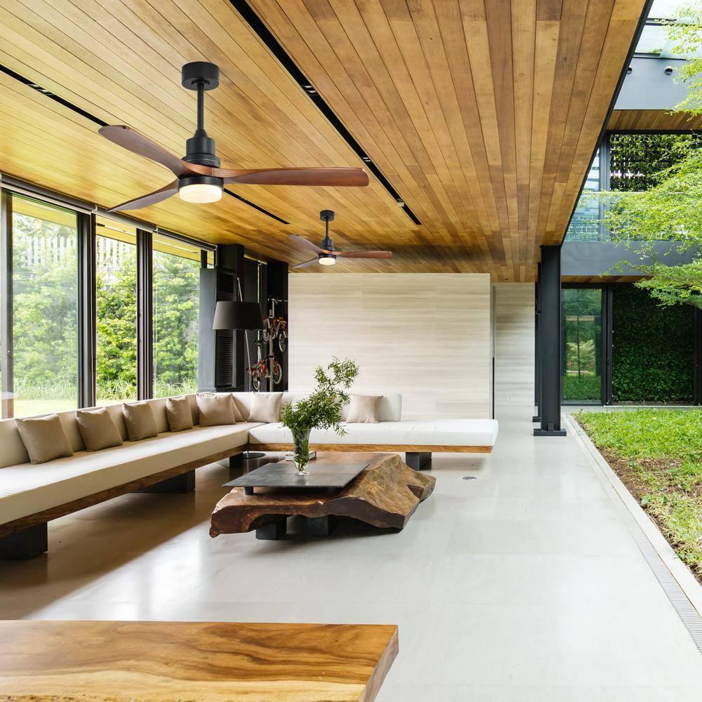 Ventilador de Techo Moderno de 52" sin Luz, Control Remoto y Motor CC Reversible Incluido Negro con Veta de Madera Oscura