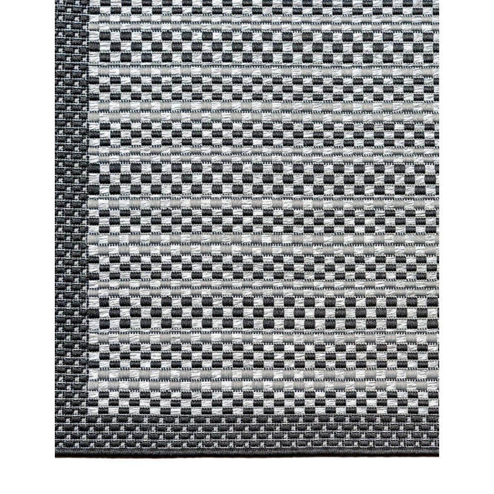 Striped Indoor / Outdoor Rug