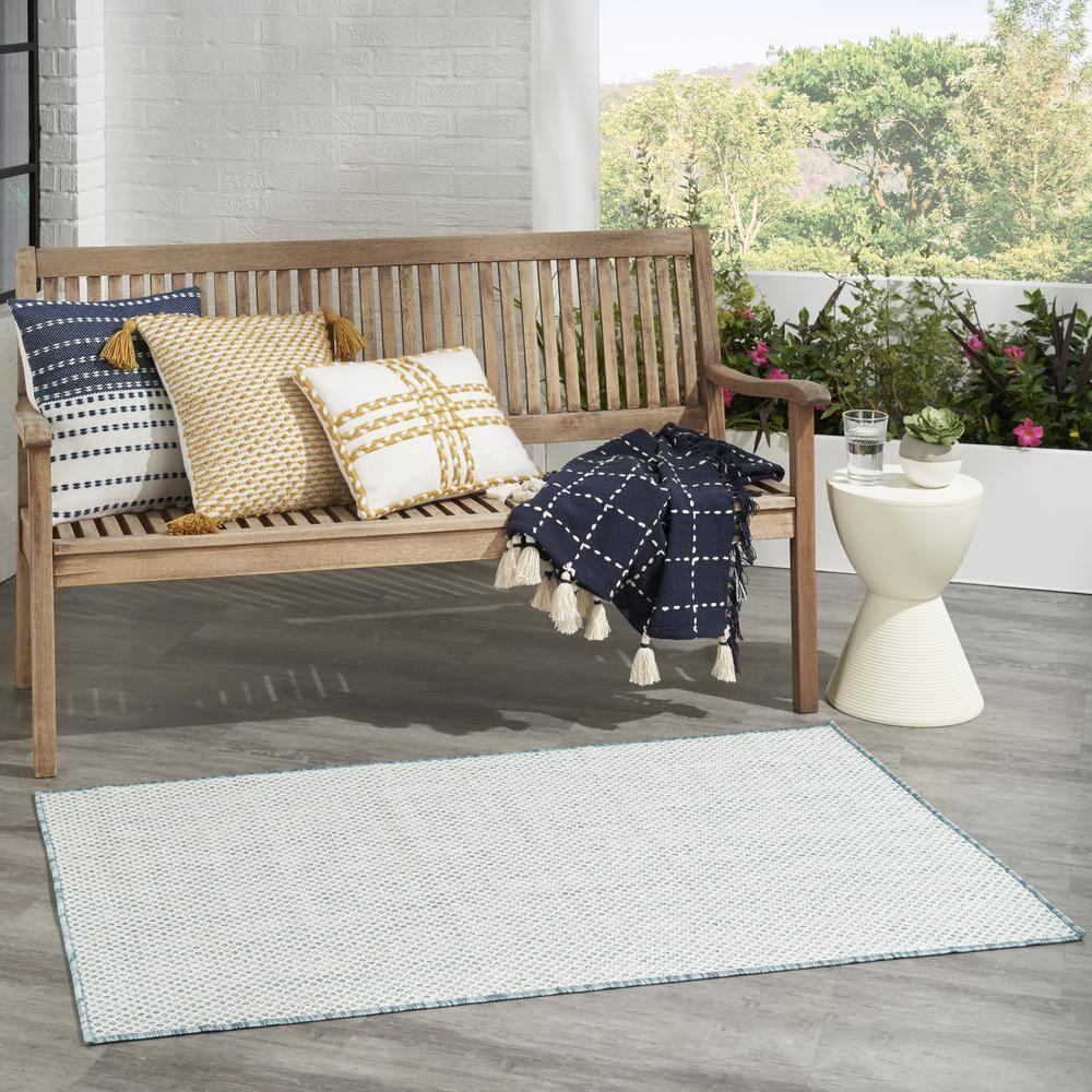 Nourison Courtyard COU01 Indoor/outdoor Area Rug - Ivory Aqua 3' x 5'