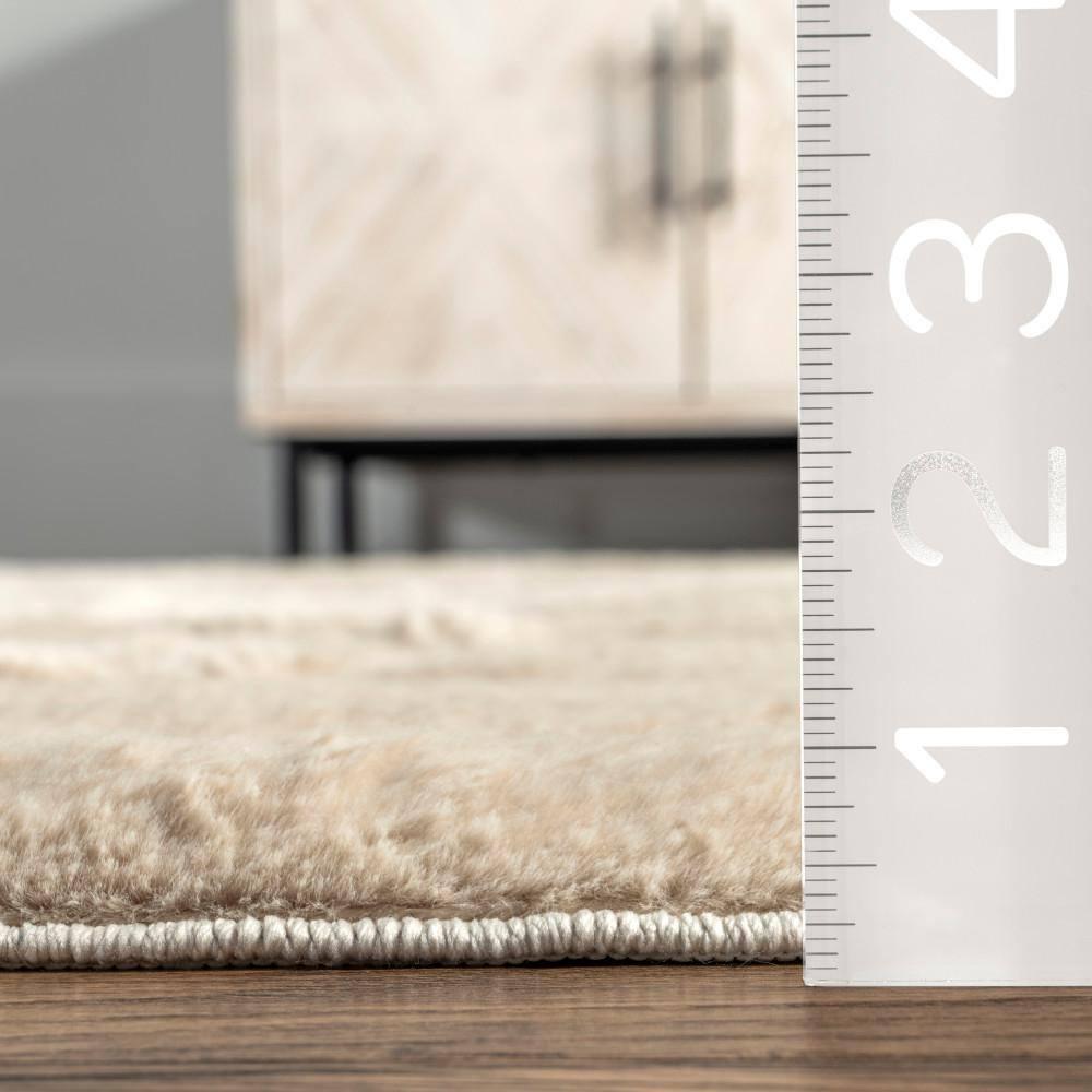 nuLOOM 2' x 6' Cozy Plush SuperiorWash Area Rug, Machine Washable, Non-Slip, Soft Fluffy Shag Carpet for Living Room Bedroom Nursery, Kai Beige