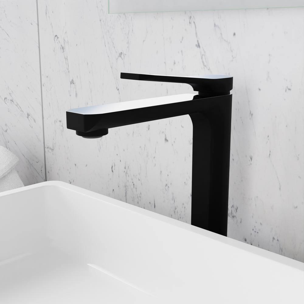 Single-Hole Single-handle Bathroom Faucet with Drain Assembly