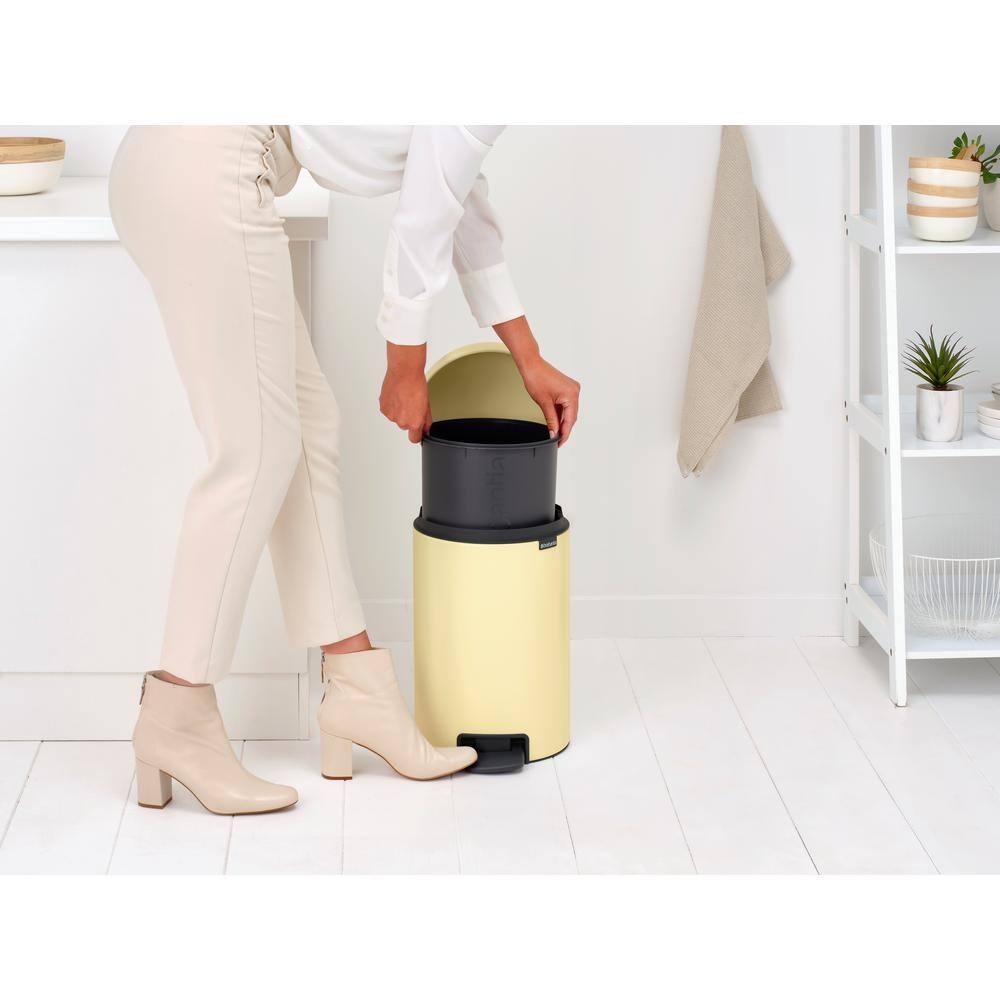 Mellow Yellow Polypropylene Round Step-On Trash Can, 3.2 Gallon