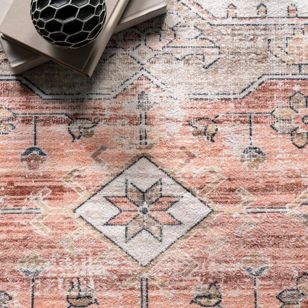 Nuloom Banks Vintage Pet Friendly Machine Washable Area Rug, 2' x 3', Beige