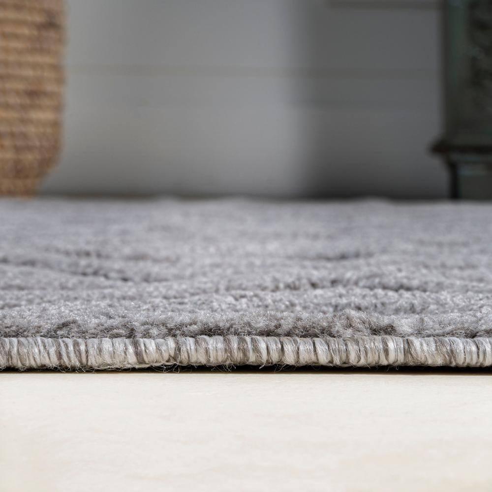 5' x 5' Portmany Neutral Diamond Trellis Indoor/Outdoor Area Rug, Light Gray - JONATHAN Y