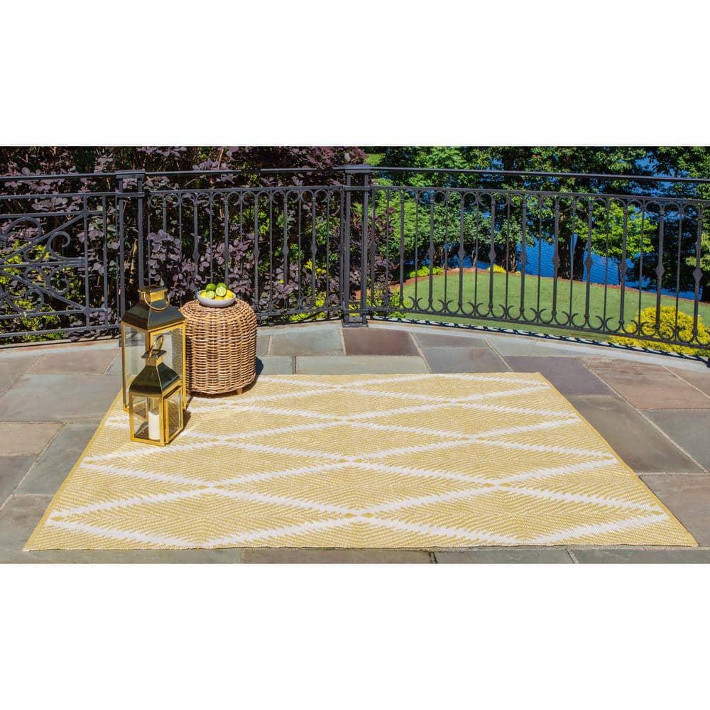 River Geometric Indoor / Outdoor Rug
