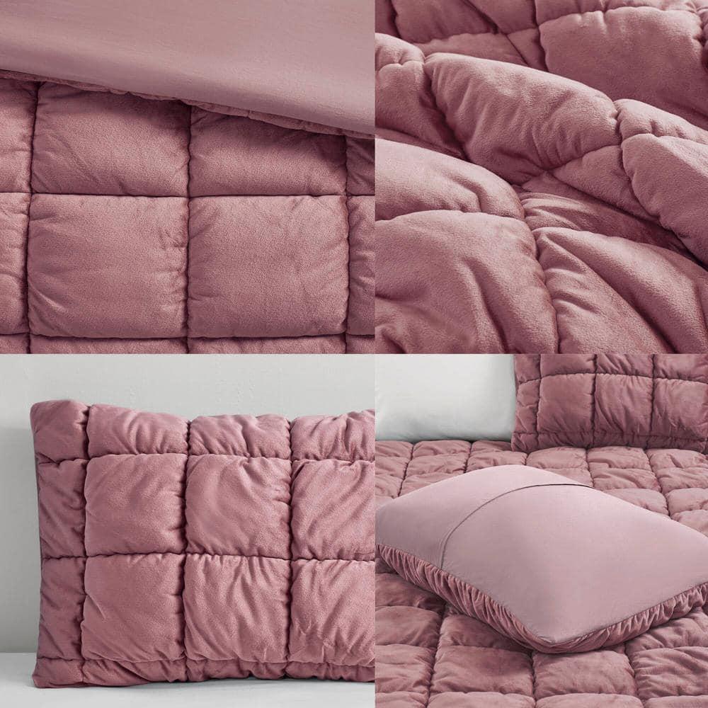 Intelligent Design Velvet Dream Puff Velvet Comforter Set