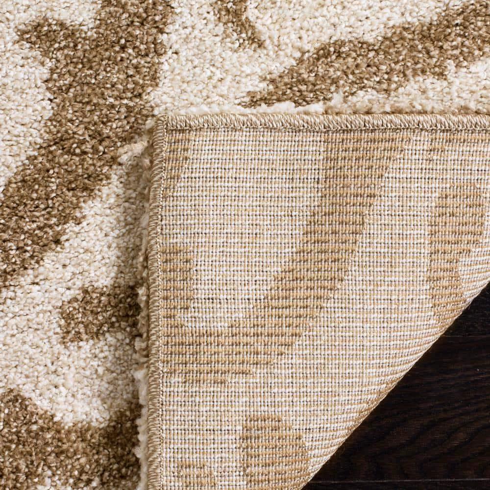 Florida Shag SG462 Power Loomed Area Rug - Cream/Beige - 4'x4' - Safavieh.
