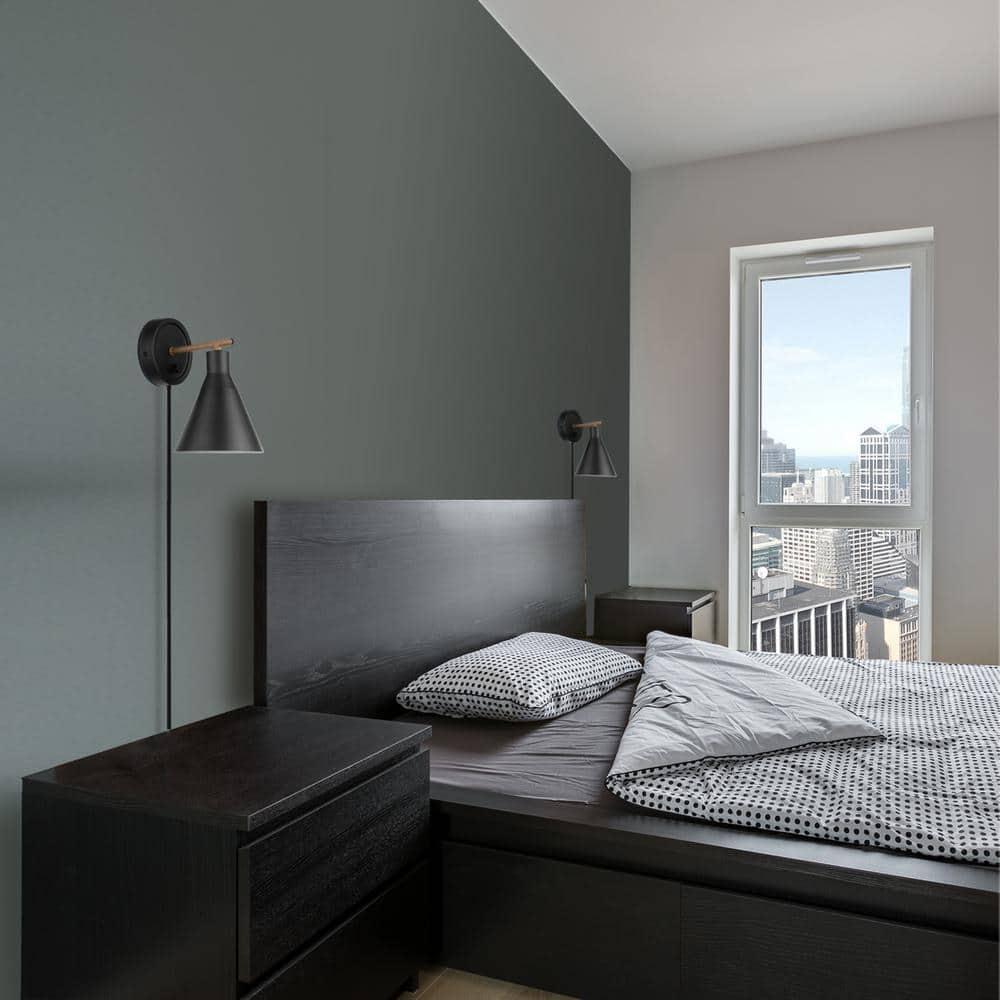 Tristan Aluminum Wall Sconce