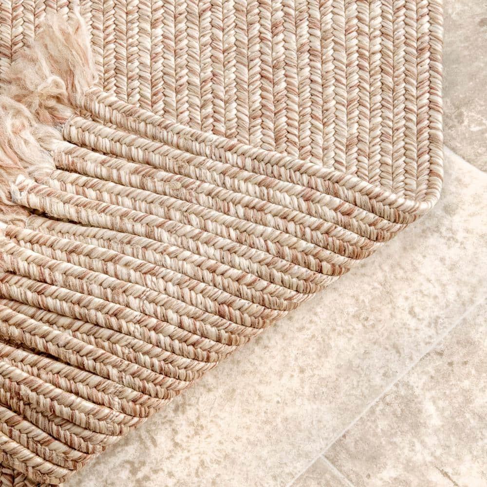 Nuloom Braided Courtney Tassel Indoor/Outdoor Area Rug, 3' x 5', Tan