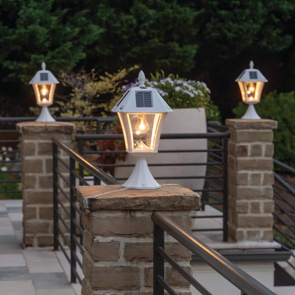 Baytown Ii Bulb Solar Light - Warm White LEDs- Wall/pier/ 3 Inch Fitter Mounts