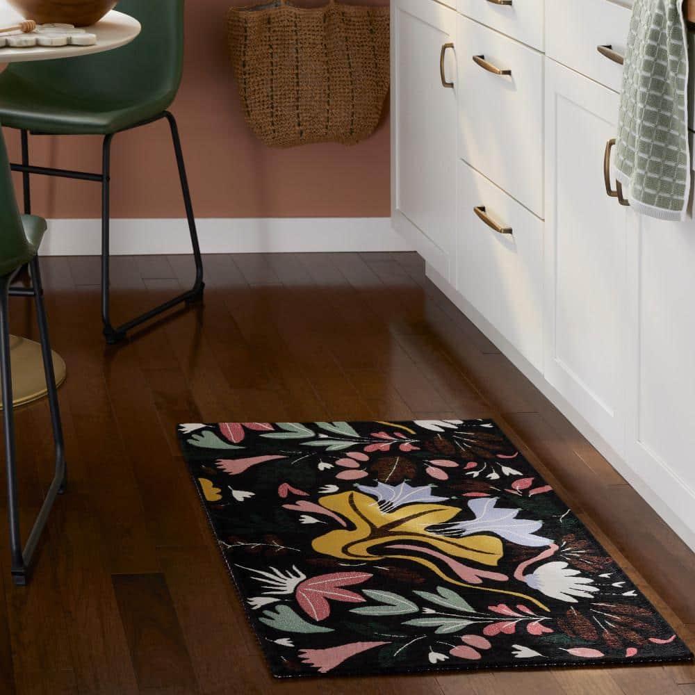 Town & Country Living Town & Country Living Livie Floral Drip Everwash Washable Multi-Use Non-Slip Backing Decorative Rug