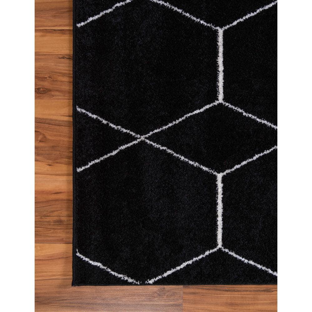 Unique Loom 5' 0 x 8' 0 Trellis Frieze Geometric Black Area Rug