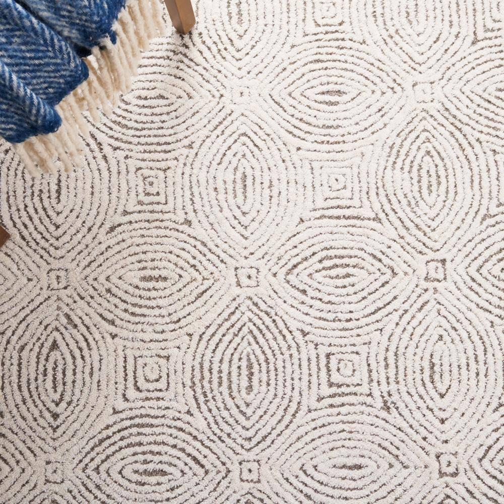 Abstract ABT575 Handmade Indoor Area Rug - Beige/Ivory - 5'x8' - Safavieh