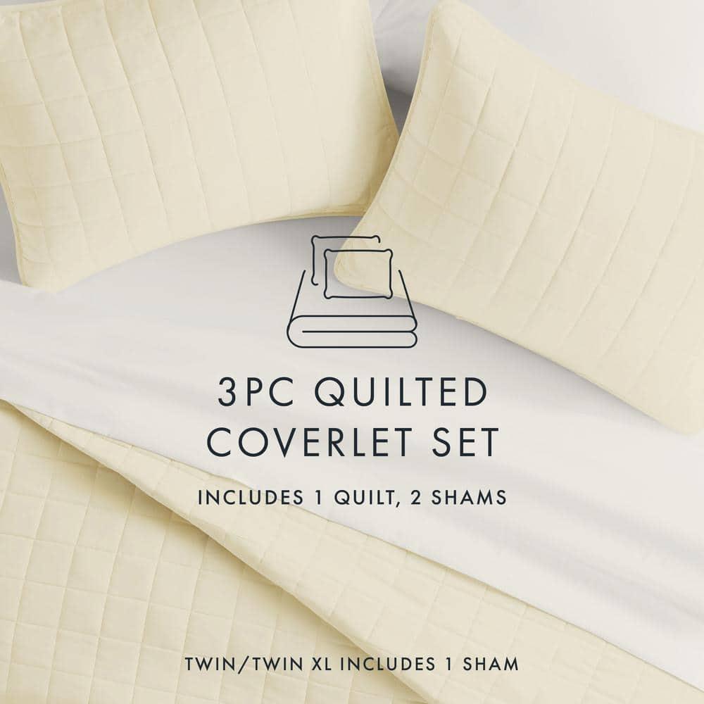 Lightweight Wrinkle Resistant Quilt Sets in Yellow Square for King Size Bedding by Comfort Canopy