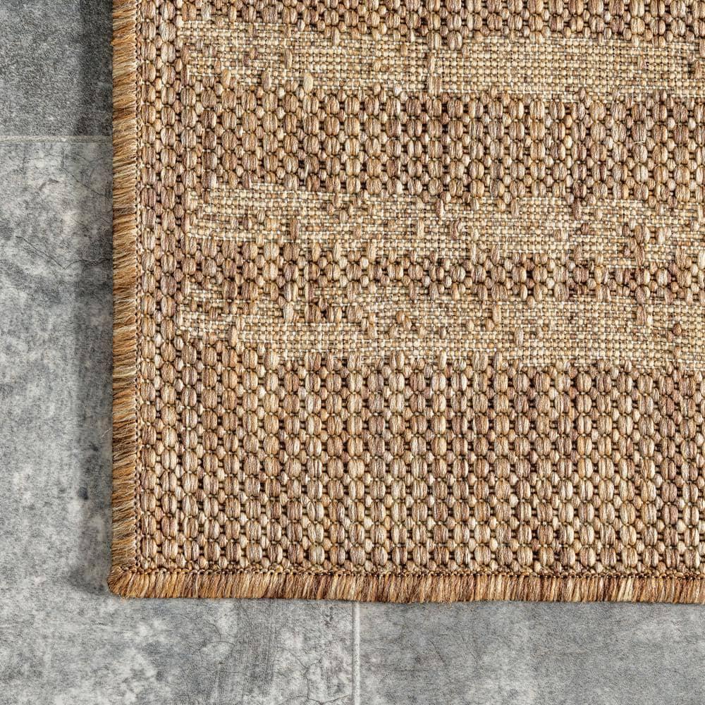 nuLOOM 4' x 6' Outdoor Performance Area Rug, Stain Resistant, Weather Resistant, High Traffic, Patio, Balcony, Outside, Marin Brown