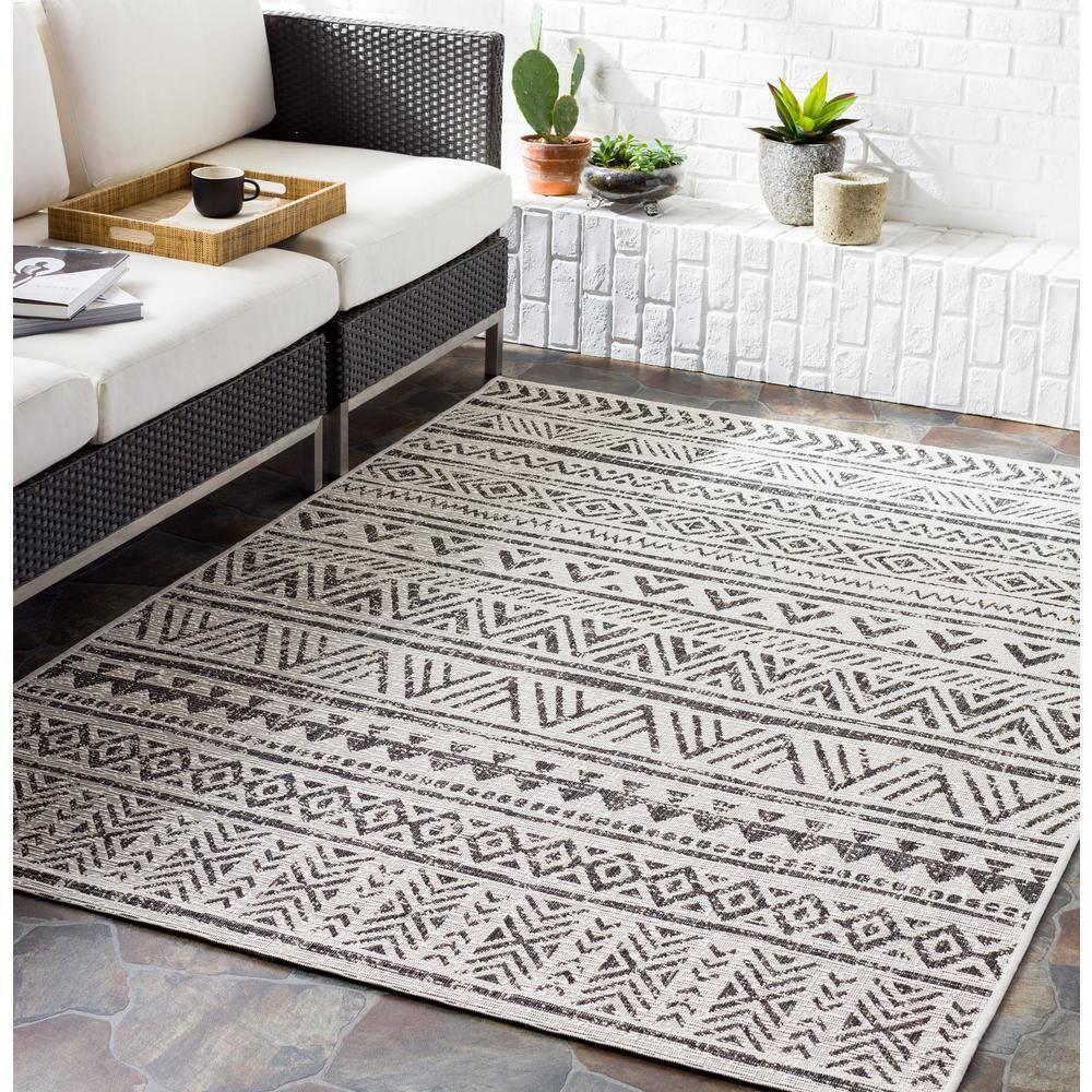 Livabliss Eagean Global Indoor/Outdoor Area Rug,5'3" x 7'7",Charcoal