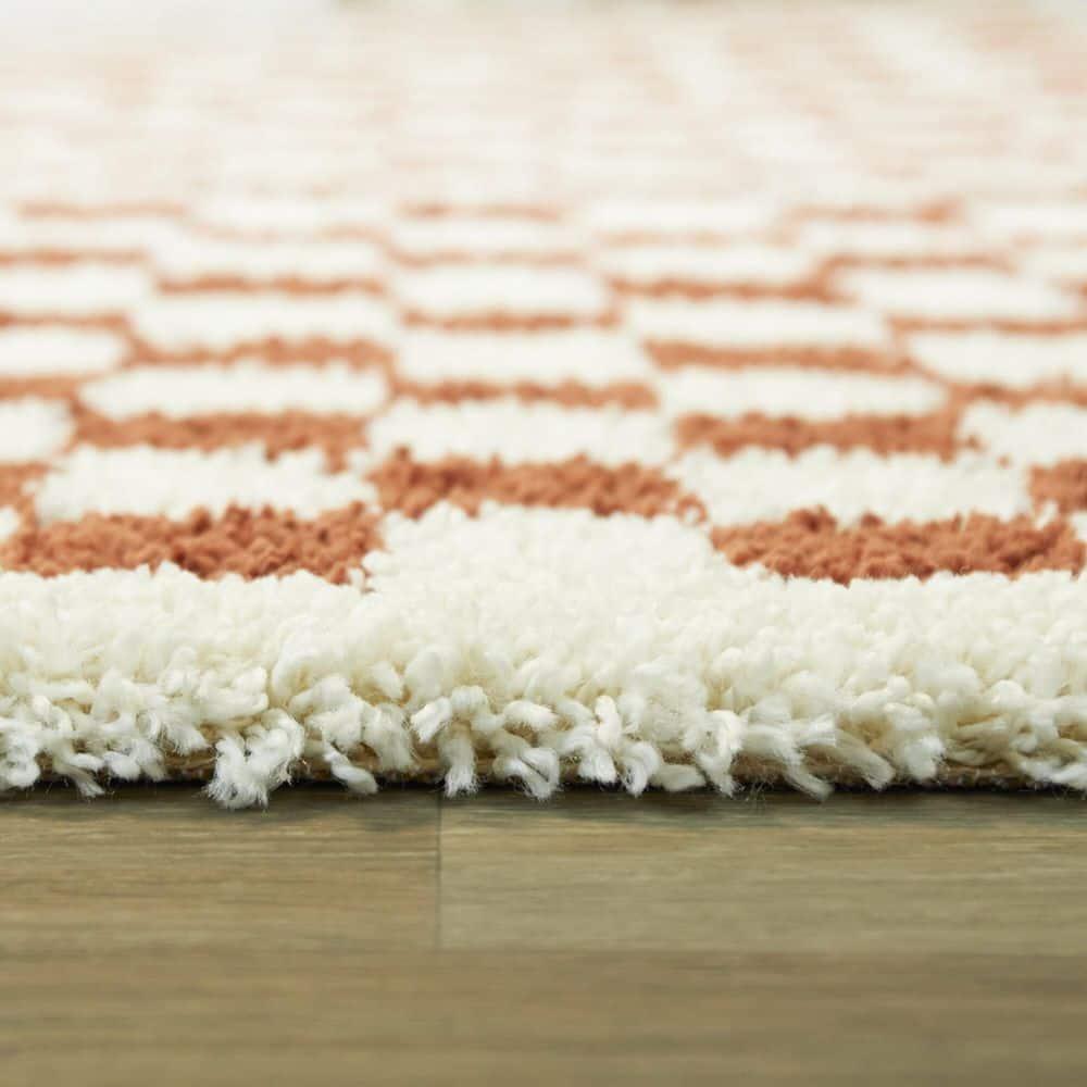 Balta 5 x 7 (ft) Loomed Polypropylene Burnt Orange Rectangular Indoor Geometric Mid-Century Modern Area rug