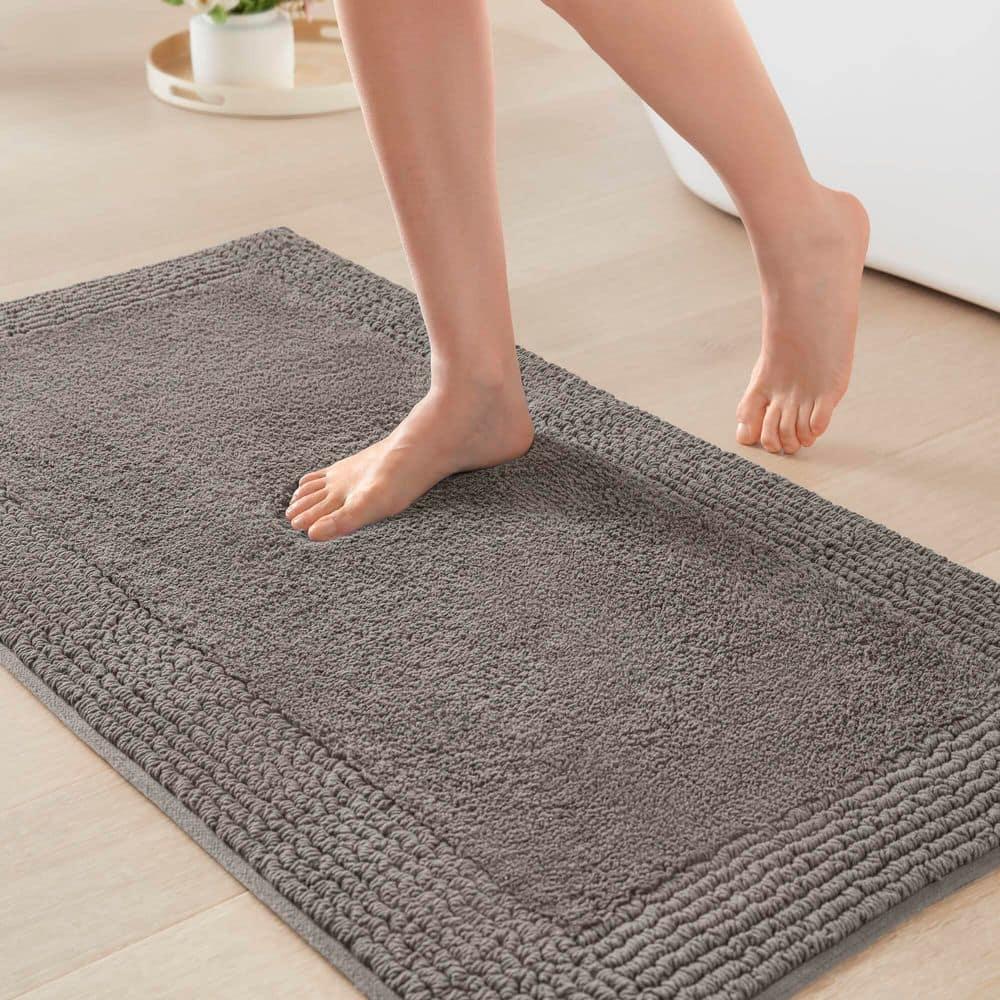 Splendor 100% Cotton Tufted 3000 GSM Reversible Bath Rug