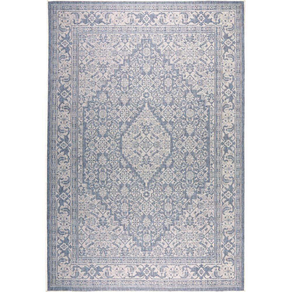 Persian Persian Inspired Blue/Gray Area Rug