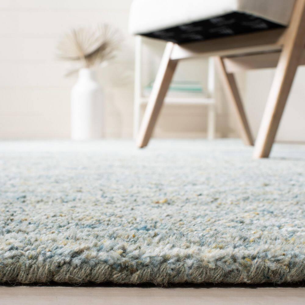 SAFAVIEH Himalaya Flanagan Solid Runner Rug, Blue/Olive, 2'3" x 6'