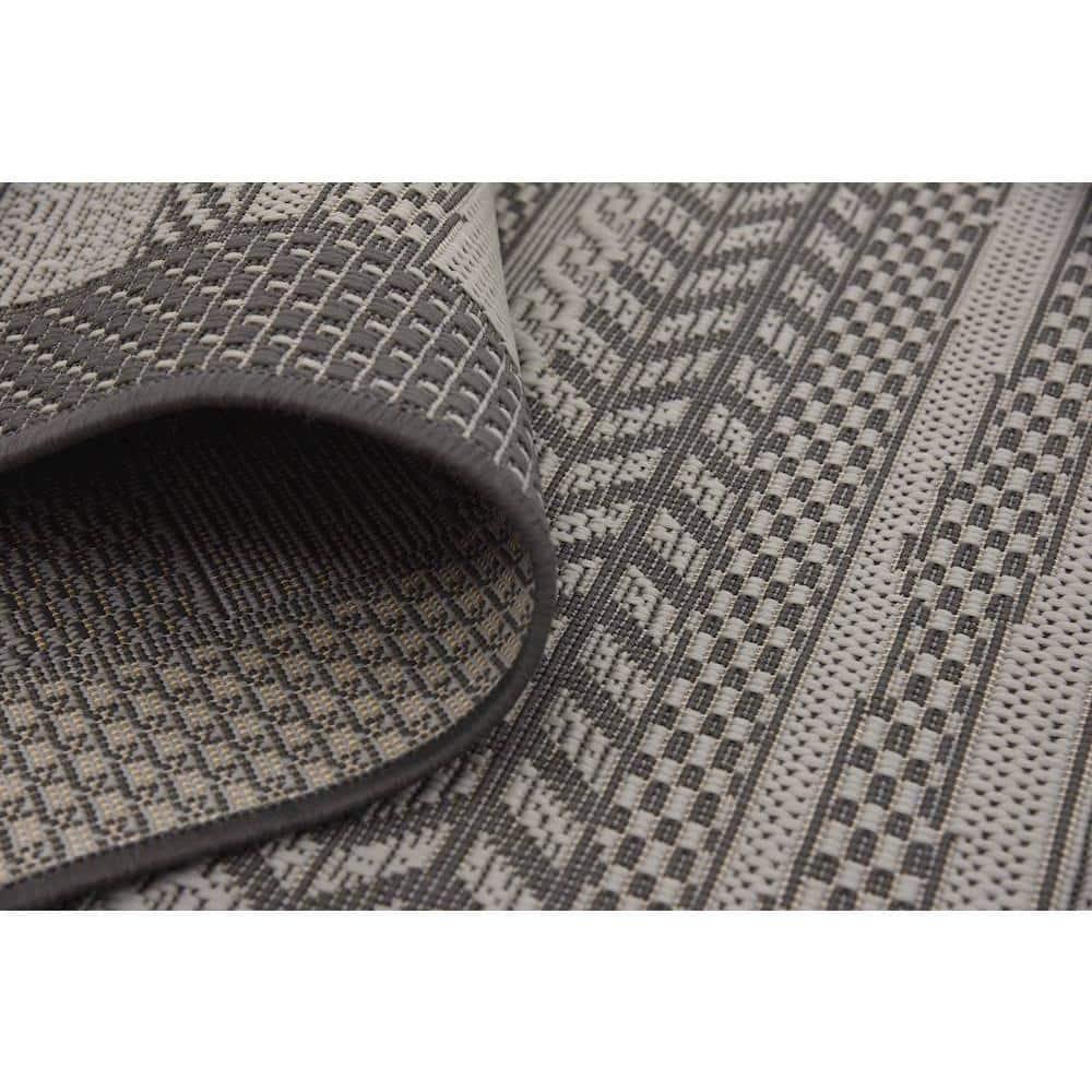 McLellen Striped Indoor / Outdoor Rug