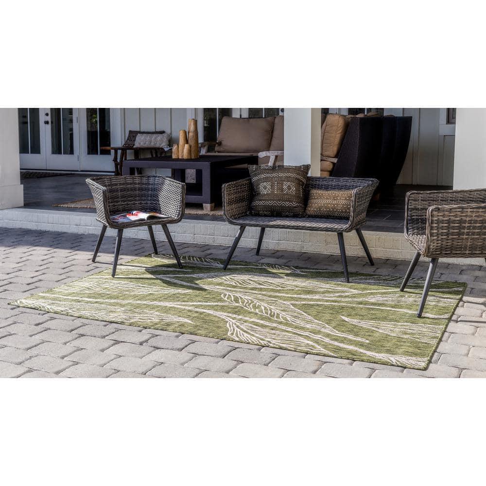 Unique Loom 5' 1 x 8' 0 Rectangle Indoor/Outdoor Botanical Green Area Rug