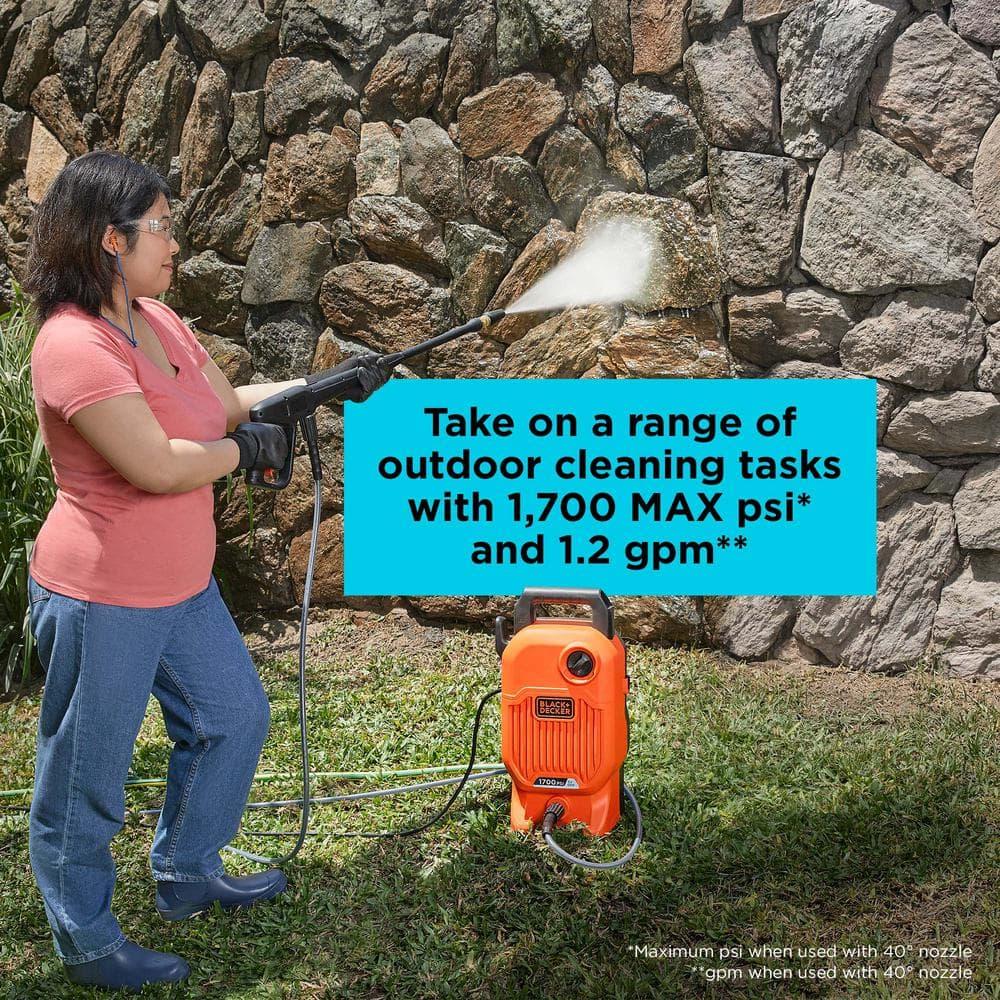 Black & Decker BEPW1700 1700 max PSI 1.2 GPM Corded Cold Water Pressure Washer