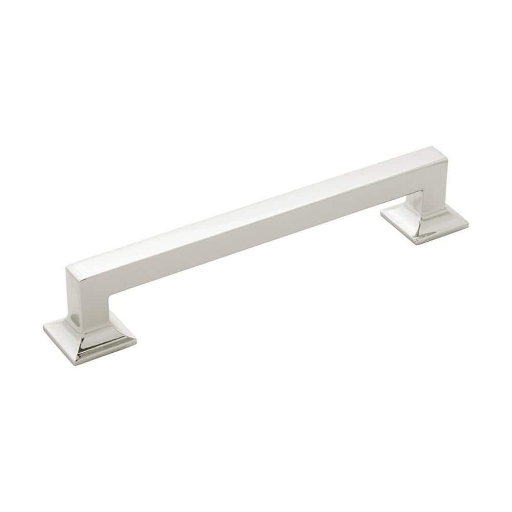 Studio 8" Center to Center Bar/Handle Pull