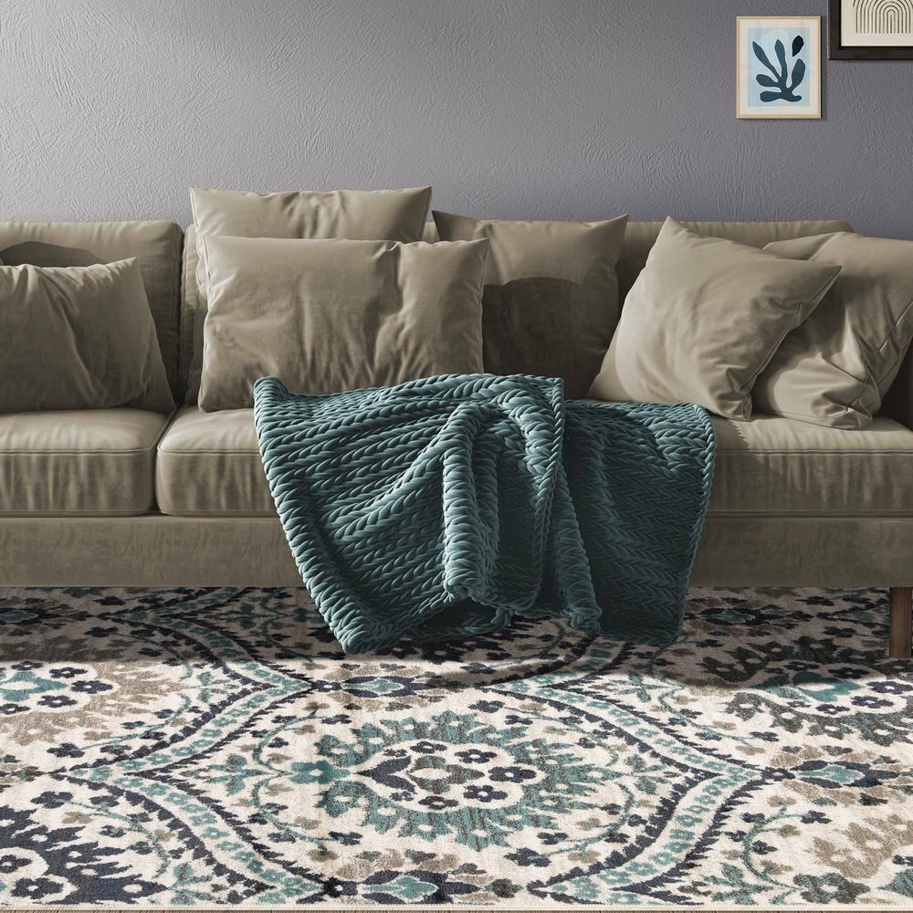 Superior Oriental Vintage Floral Damask Power-loom Indoor Area Rug, 7'x9', Deep Royal