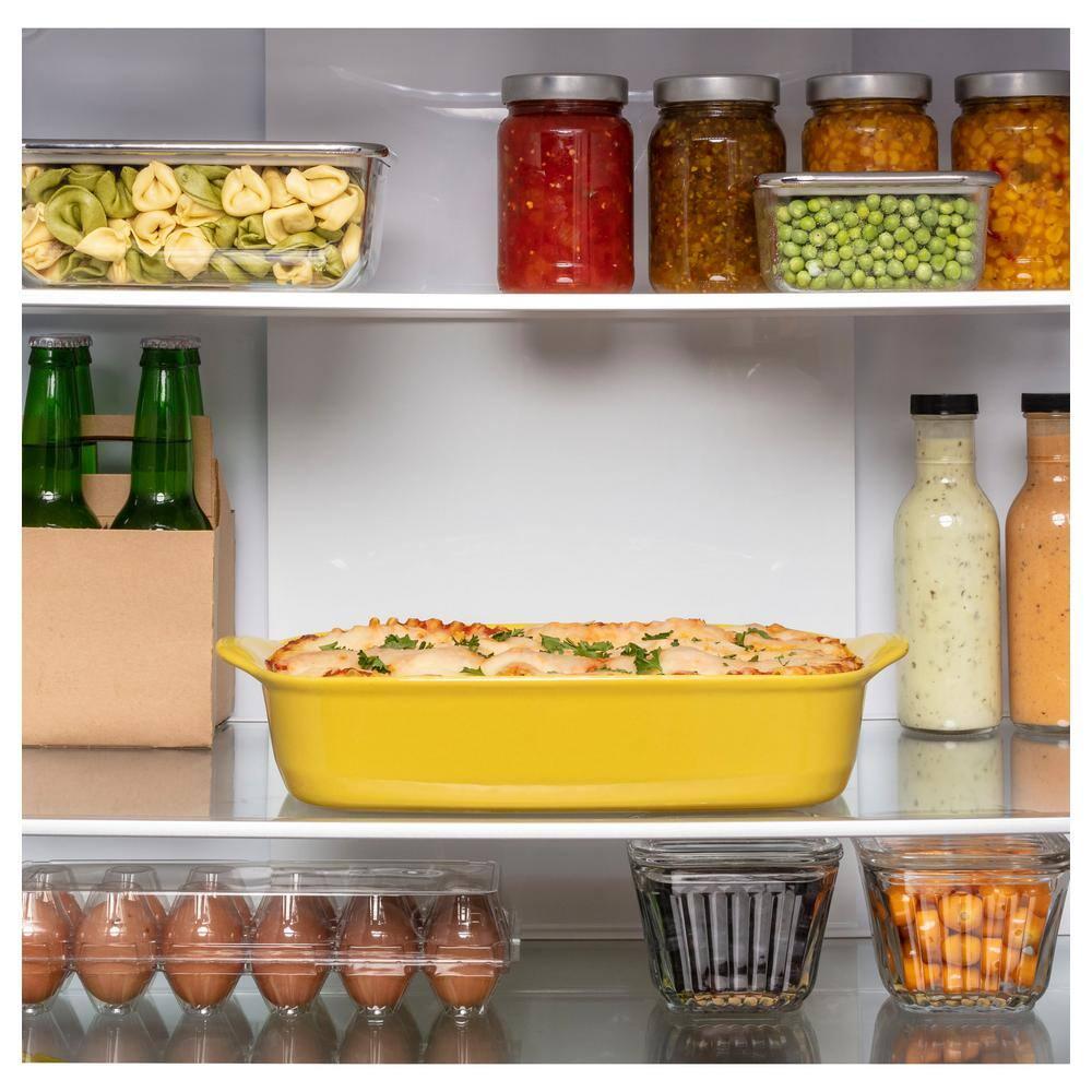 GE Appliances 31" Counter Depth Bottom Freezer 17.7 cu. ft. Refrigerator GBE17HYRFS