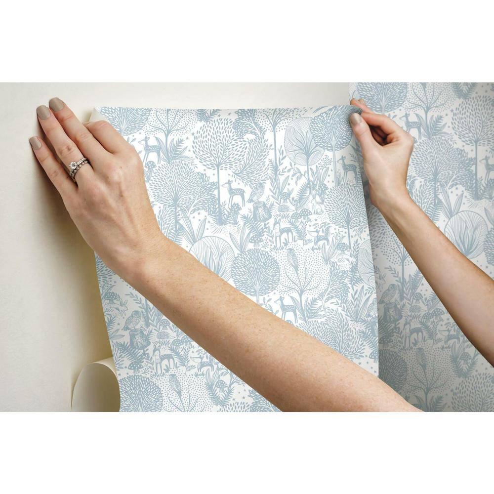 Dimensional Grasscloth Peel and Stick Wallpaper