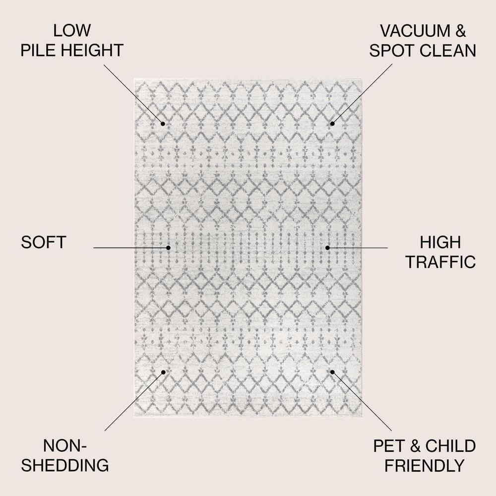 JONATHAN Y Moroccan inspired HYPE Boho Vintage Diamond Cream/Gray 3 ft. x 5 ft. Area Rug