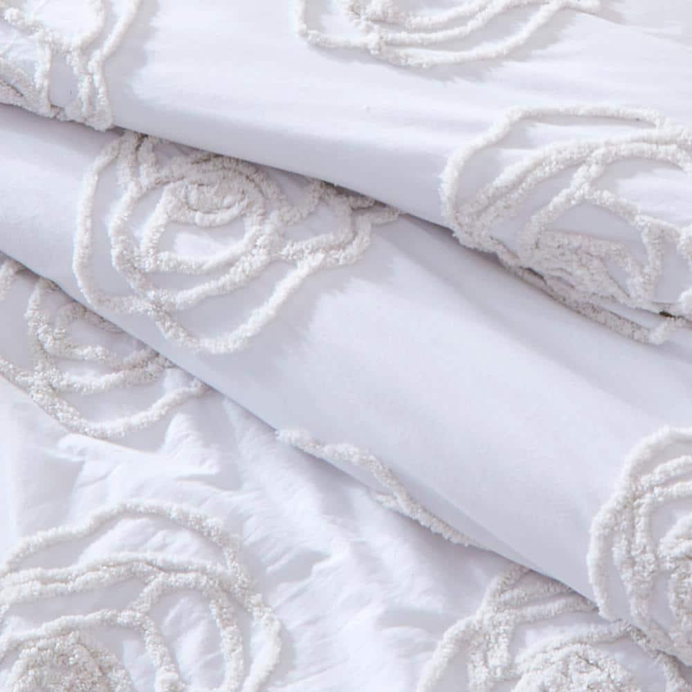 Betsey Johnson Rambling Rose Cotton Ivory Duvet Cover Set